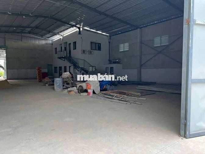 Xưởng Thủ Dầu Một 1100m/30tr sẵn văn phòng điện 3fa sản xuất