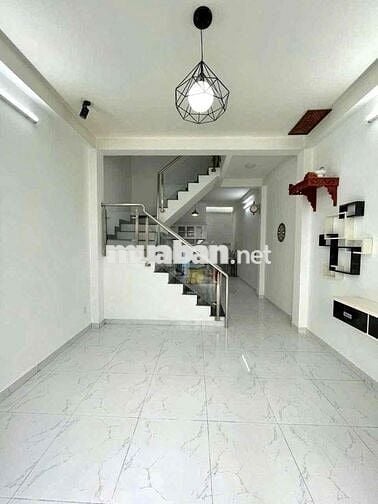 Cho thuê nhà hẻm xe hơi gần BV Thủ Đức,/đs 16,p.Linh Trung giá 9tr