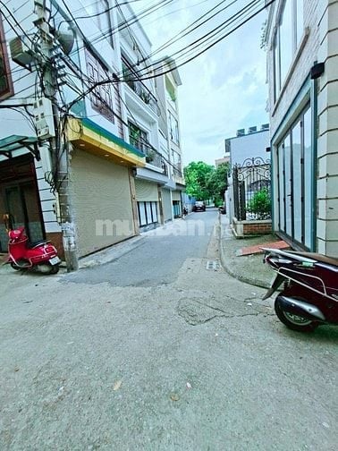 HIẾM, THƯỢNG THANH, CĂN GÓC, Ô TÔ TRÁNH, KINH DOANH. 47M2 4 TẦNG 