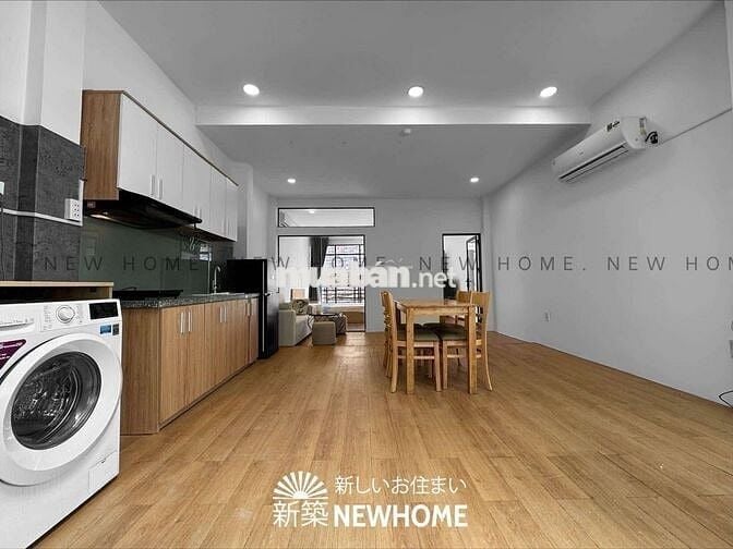 Căn Hộ 1 Phòng Ngủ 45M2 Ban Công Lầu 6 View City Gần Quận 3