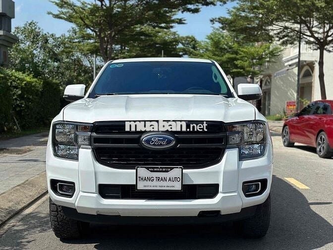 FORD RANGER XLS 4X4 2023 TRẮNG LƯỚT
