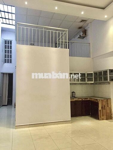 Cho thuê nhà gần Phở Huỳnh Trâm,/QL13,p.HBP hẻm xe tải giá 9tr