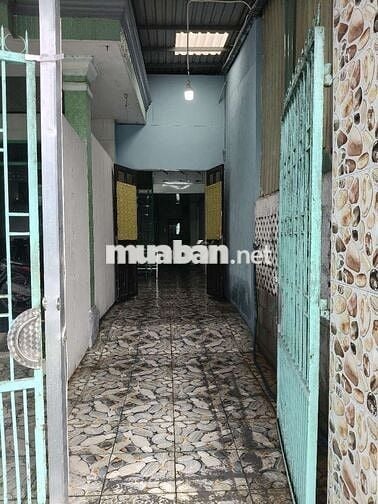 Cho thuê nhà nguyên căn, có gác.