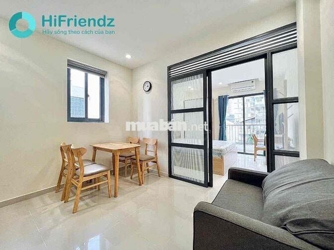 Cho thuê căn hộ mới khai trương full nội thất ban công