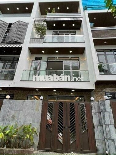 SIÊU PHẨM NGANG 6M - Cách Mạng Tháng 8, p10, quận 10 - Sàn trống suốt