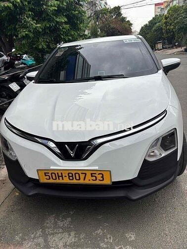 Cần ra đi vf5 plus - mua pin - màu trắng