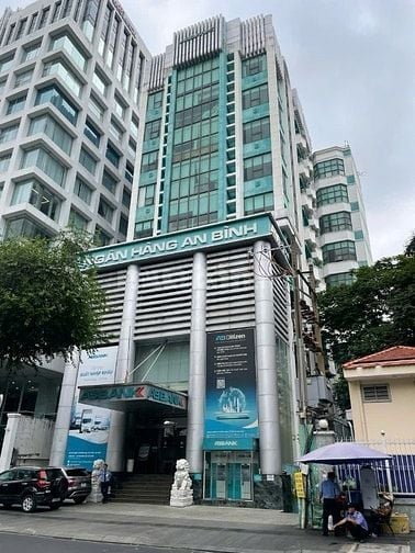 Bán tòa nhà 170 Hai Bà Trưng, Quận 1, 0945.84.85.56