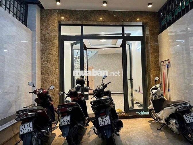 Cần Bán Gấp Nhà MT Cẩm Bá Thước , Quận Phú Nhuận