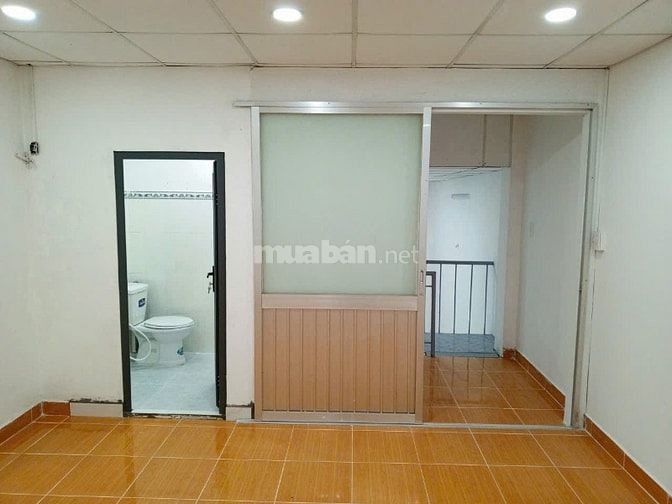 SIÊU HÓT...! Bán nhà  hẻm xe hơi đường Võ Văn Hát, P.Long Trường