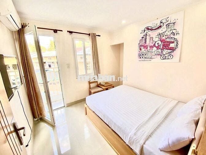 Căn Hộ 1PN ban công Full nội thất ngay Trần Hưng Đạo Q1  mới