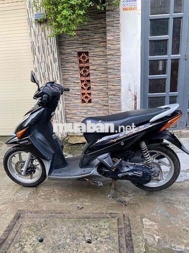 Ra Đi Cứu Chủ Click 110 Đk 2011 Xe Đẹp Nguyên Zin