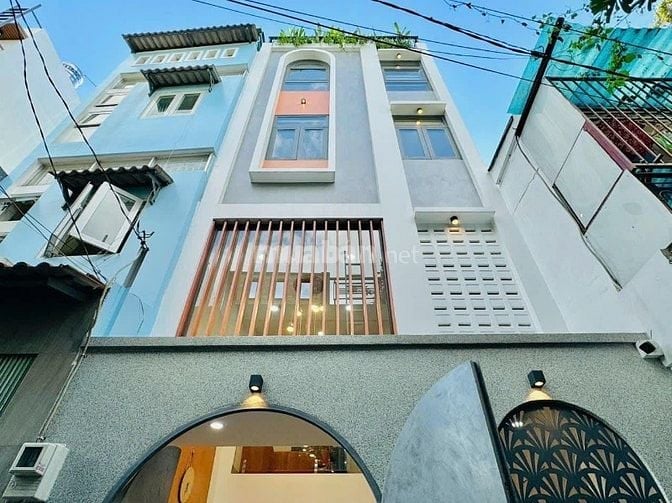 Nhà đẹp giá rẻ! 42m2 Nguyễn Thiện Thuật, P1, Q3, Sổ hồng riêng, hẻm 5m