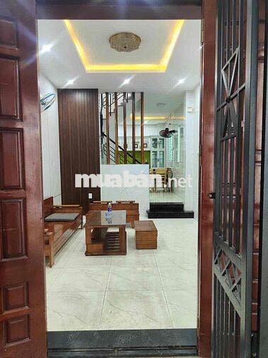 Cho thuê nhà 3 tầng kiệt NGUYỄN HOÀNG- FULL NỘI THẤT 3pn, 2wc, phòng t