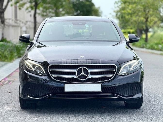 Mercedes Benz E250 siêu lướt, sản xuất 2016 màu đen, chạy 36.000km