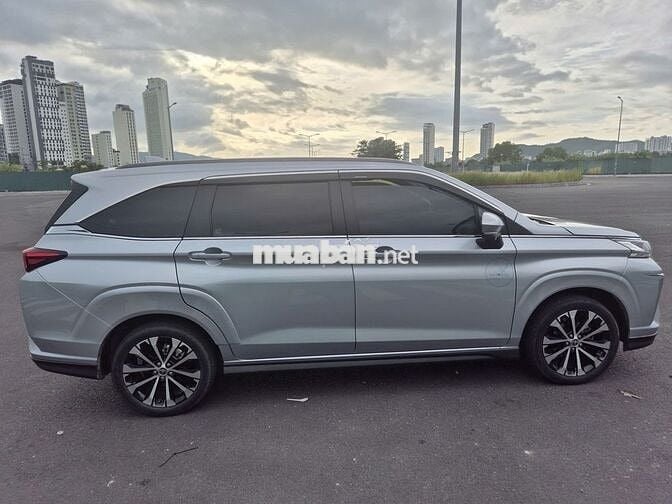 Toyota Veloz Cross 2024 màu bạc, 60.000 km