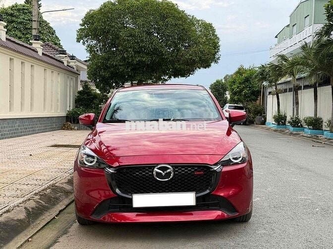 Cần Bán Gấp Mazda 2 2024 Sport Luxury - 4000 km