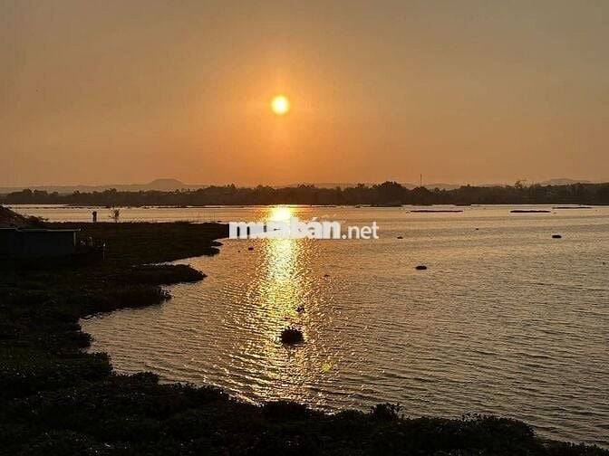 TẶNG NHÀ THÔ KÈM VƯỜN MÍT KHI MUA LÔ ĐẤT 1500M2 + 500M2 ( Kề Suối )