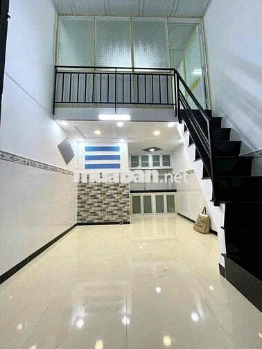 nhà nhỏ gác lửng 1pn 1wc điện nước chính