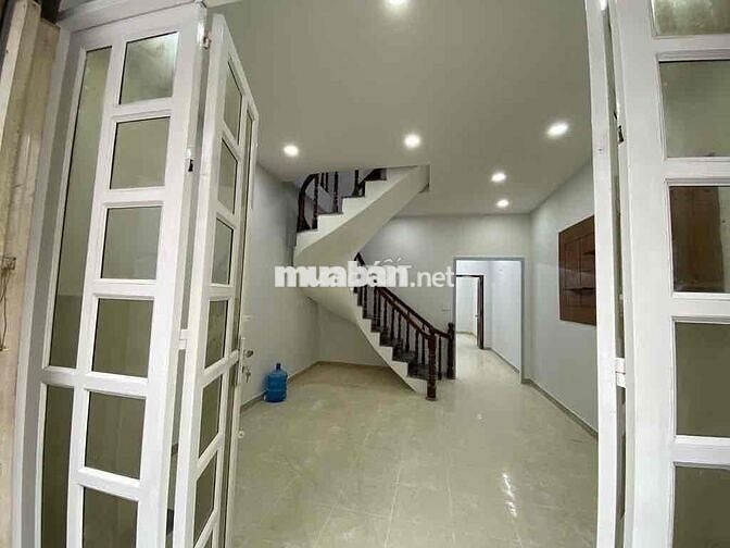 Nhà Luỹ Bán Bích - Hoà Bình - 3pn - Nhà Trống - Sát Mặt Tiền - 13tr.