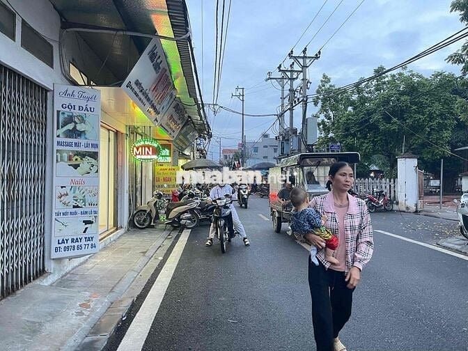 XUÂN BÁCH- 58M- SẴN NHÀ-GIÁ 2,79 Tỷ- 50m RA CHỢ - DƯỜNG THÔNG Ô TÔ