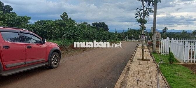 BÁN CẮT LỖ CĂN HOMES STAY Ở DI LINH,CÁCH NÚT GIAO CT 2KM DT300M2/890TR