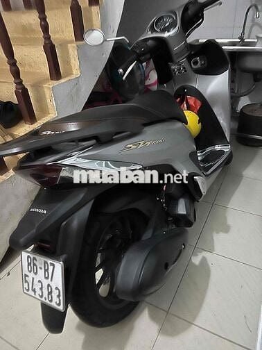 xe sh model màu đen ghi còn mới