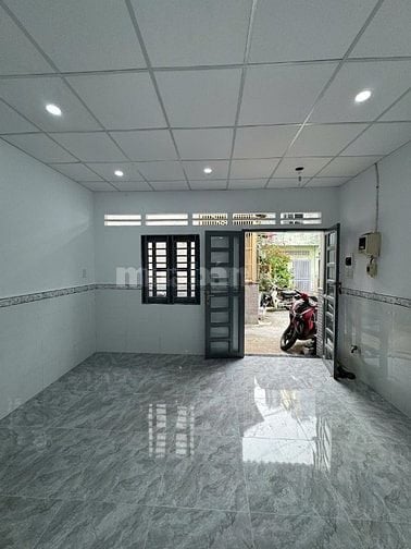Bán gấp nhà Hoàng Hoa Thám, phường 5, Bình Thạnh, 4,5x13,5m, trệt 1lầu