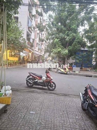 Mặt bằng 8x21 góc ngã 3 đối diện chung cư khu cao lỗ Q8