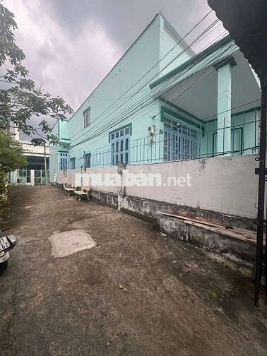 Nhà bán 100m căn góc hẻm 1428 HTP hỗ trợ vay bank