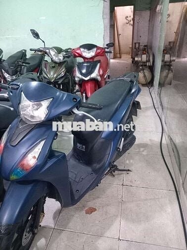 Xe máy Honda Vision màu xanh