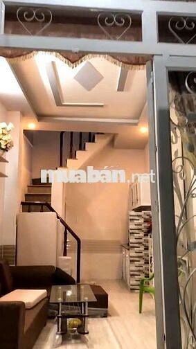 GIA ĐÌNH CẦN BÁN GẤP - nhà 1 trệt 3 lầu giá 2tỷ 290tr, gần bv Bình Tân