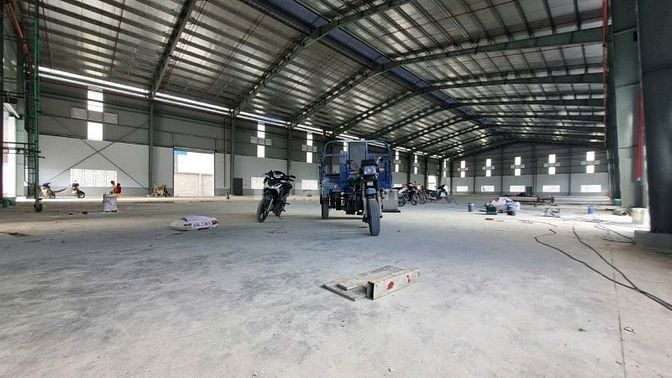 Bán nhà xưởng 5.100m2m  ngay KCN Đức hòa , Long An , giá bán : 46 tỷ