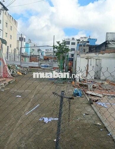 CHO  THUÊ  ĐẤT  Ở ( 2500 m2) QUẬN  TÂN  PHÚ