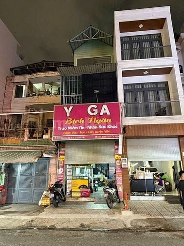 Bán nhà mặt tiền rẻ đẹp 2 lầu 22 Đường Số 4 p7 Gò Vấp (Dương Quảng Hàm