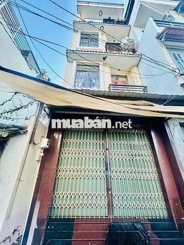 NHÀ 3 LẦU BTCT - MÁI CHE THANG - SÁT MT TIỀN HẺM ÂU DƯƠNG LÂN, P3 Q8