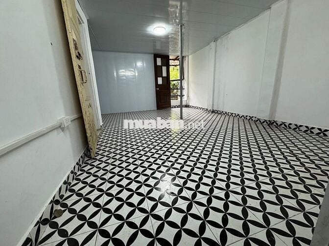 Tôi cho thuê văn phòng tầng 3 đối diện khách sạn Giảng võ, 6.9tr/tháng