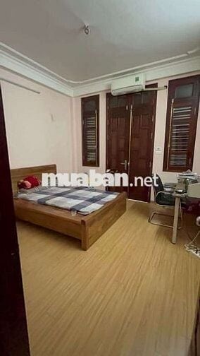 (5PN) Cho thuê ngõ 204 Trần Duy Hưng 50m×5T  ba gác đỗ cửa ở gđ, nhóm