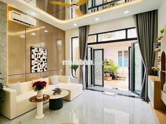 Bán nhà đẹp full nội thất gần Emart Phan Huy Ích