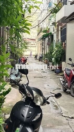 Ngay trường Nguyễn Công Trứ, ST Emart 2, Nhà ngang 4.4m