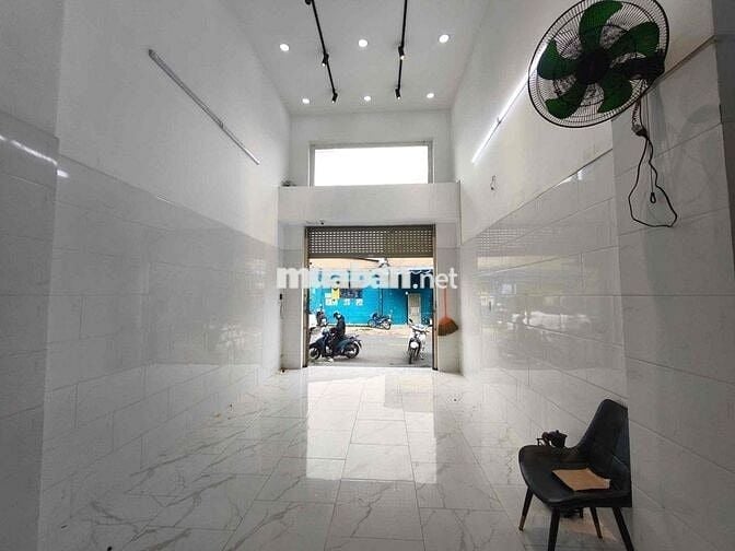 CHO THUÊ MBKD NGAY MẶT TIỀN LỚN GIÁ SIÊU RẺ RỘNG 60m2 PHÙ HỢP KD