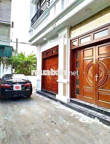 Nhà 5 Tầng Thạch Bàn – Gần Chợ - Ô Tô Gần