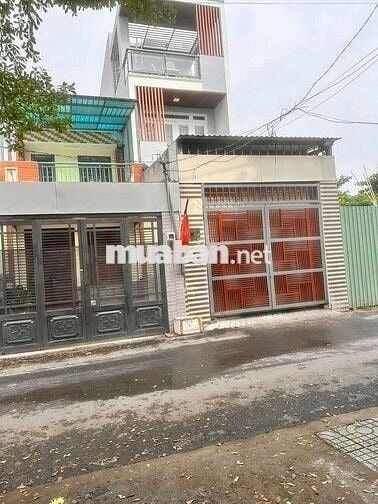 NHÀ 1TRỆT 2LẦU 80M2 3PN 4WC, SÂN OTO, SẴN NỘI THẤT, NGAY CHỢ HIỆP BÌNH