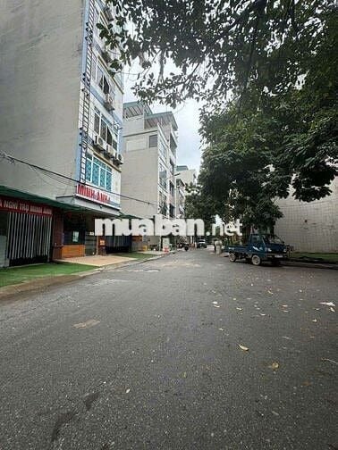 ĐẤT PHÂN LÔ VỈA HÈ - KINH DOANH - ÔTÔ DỪNG ĐỖ NGÀY ĐÊM - NHỈNH 12 TỶ