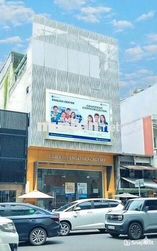 CHO THUÊ NHÀ MẶT TIỀN NGUYỄN TRI PHƯƠNG, 4 TẦNG- GẦN ĐH KINH TẾ (UEH)