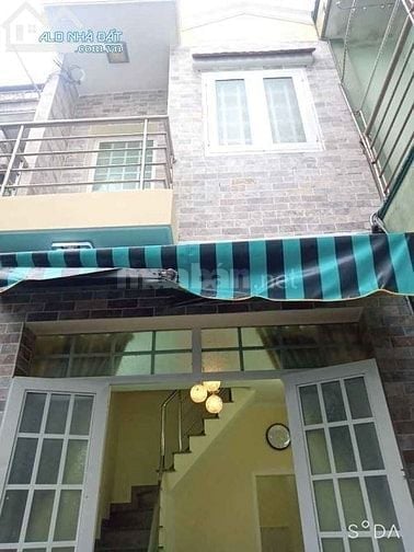 Kinh doanh thua lỗ bán gấp nhà Lê Văn Việt Quận 9 - DT 65m2/ 1TY150 