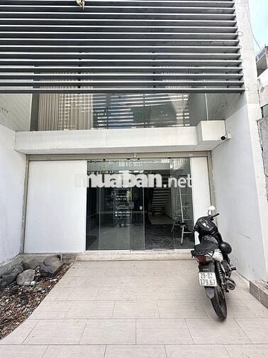 Cho thuê nhà hẻm xe hơi 86/3D Phổ Quang - 5,5x20m - 2 Lầu