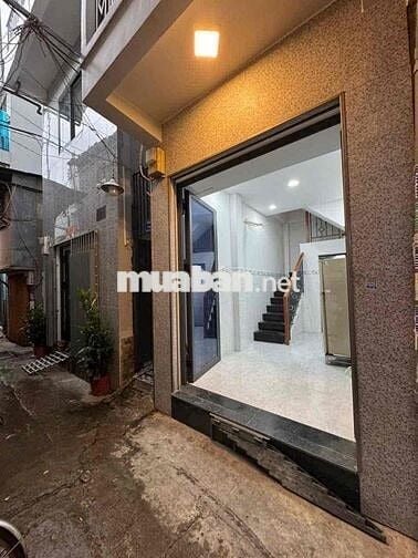 Cho thuê nguyên căn 1 trệt 2lầu - hẻm Trường Sa - Quận 3 - có nt