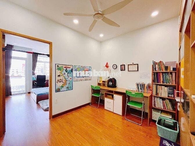 NHÀ PHỐ HIỆN ĐẠI 3 TẦNG -F NỘI THẤT CC - SỔ ĐẸP - MT ĐƯỜNG SỐ - QUẠN 7