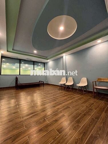 Nhà đẹp full nội thất y hình hẻm 8 mét thông