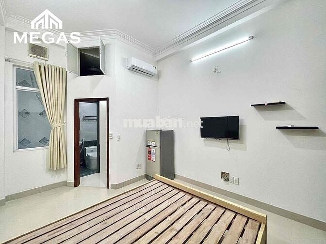 CHÍNH CHỦ CHO THUÊ CHDV TẠI MẶT TIỀN HOÀNG SA, TÁCH BẾP - CỬA SỔ